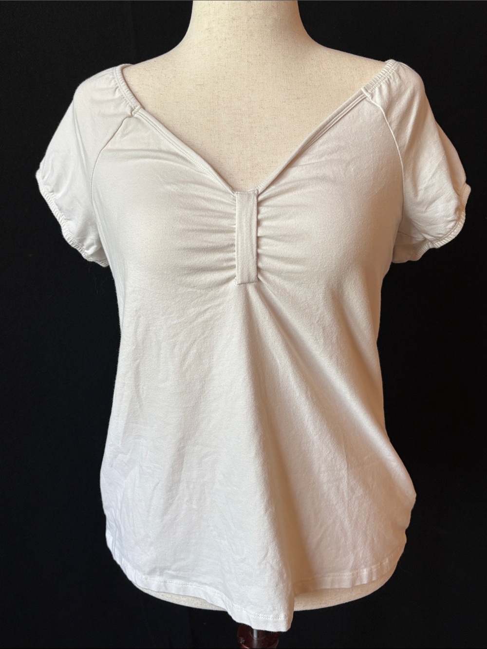 Cream V-Neck Short Sleeve Top with Ruched Front XL